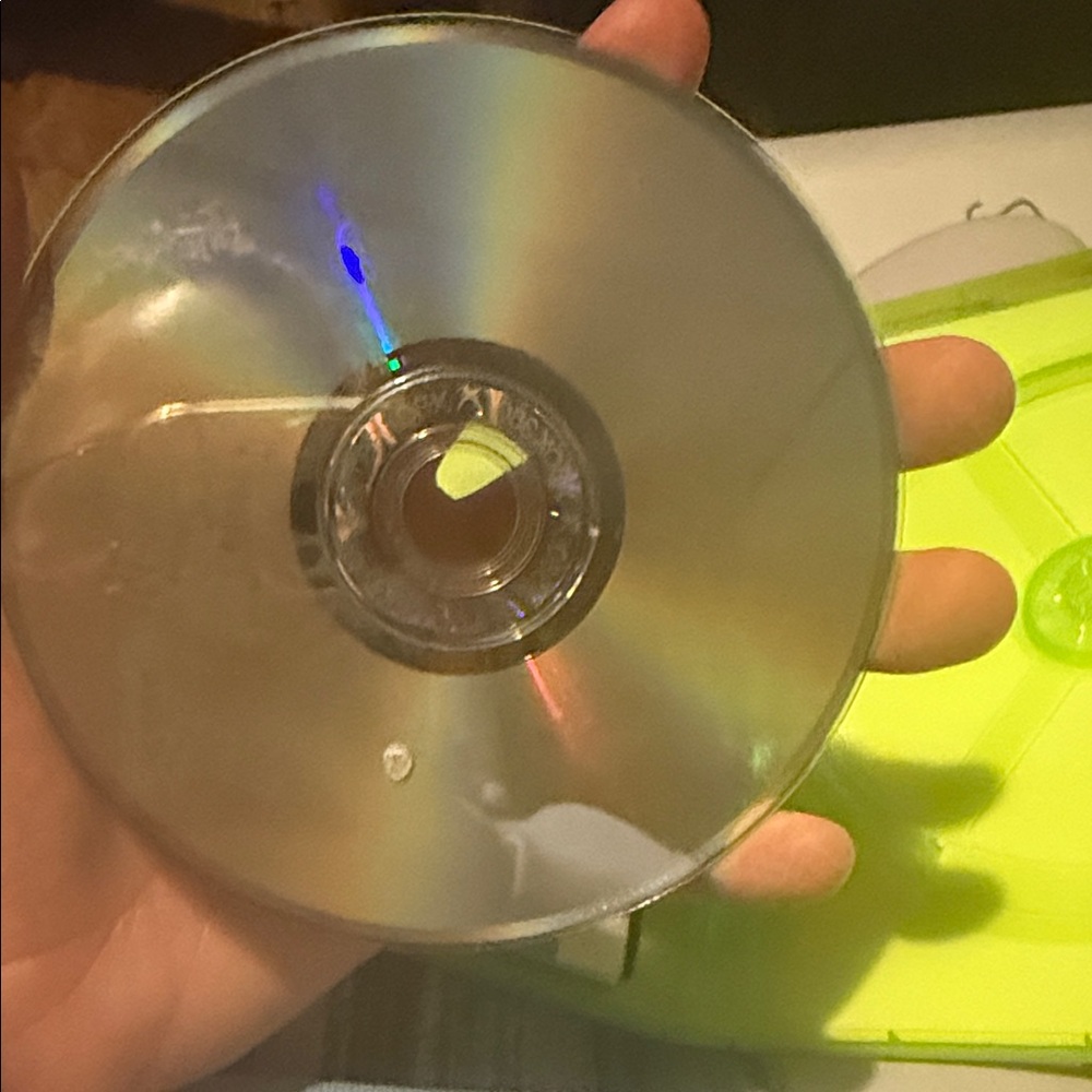 Grand Theft Auto V for Xbox 360 - Green Case - Picture 5 of 5